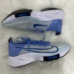 Nike Air Zoom Tempo NEXT% Flyknit sneakers